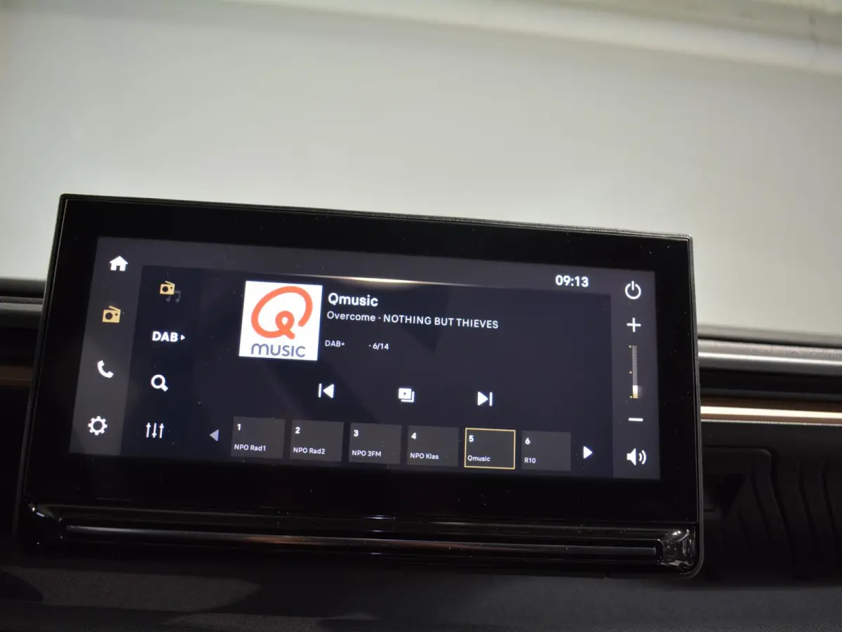 1.2 Hybrid 145pk Plus | Apple Carplay/Android Auto | Climate controle