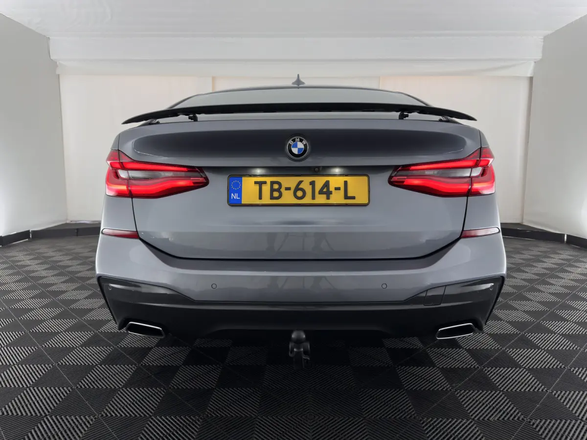 Gran Turismo 640i xDrive M-Sportpack High Executive Aut. *PANO | LEATHER | BOWERS&WILKINS | BLINDSPOT | MEMORY-PACK | NIGHTVISION | TOPVIEW | DIGI-COCKPIT | HEATED-COMFORTSEATS | HEAD-UP | A