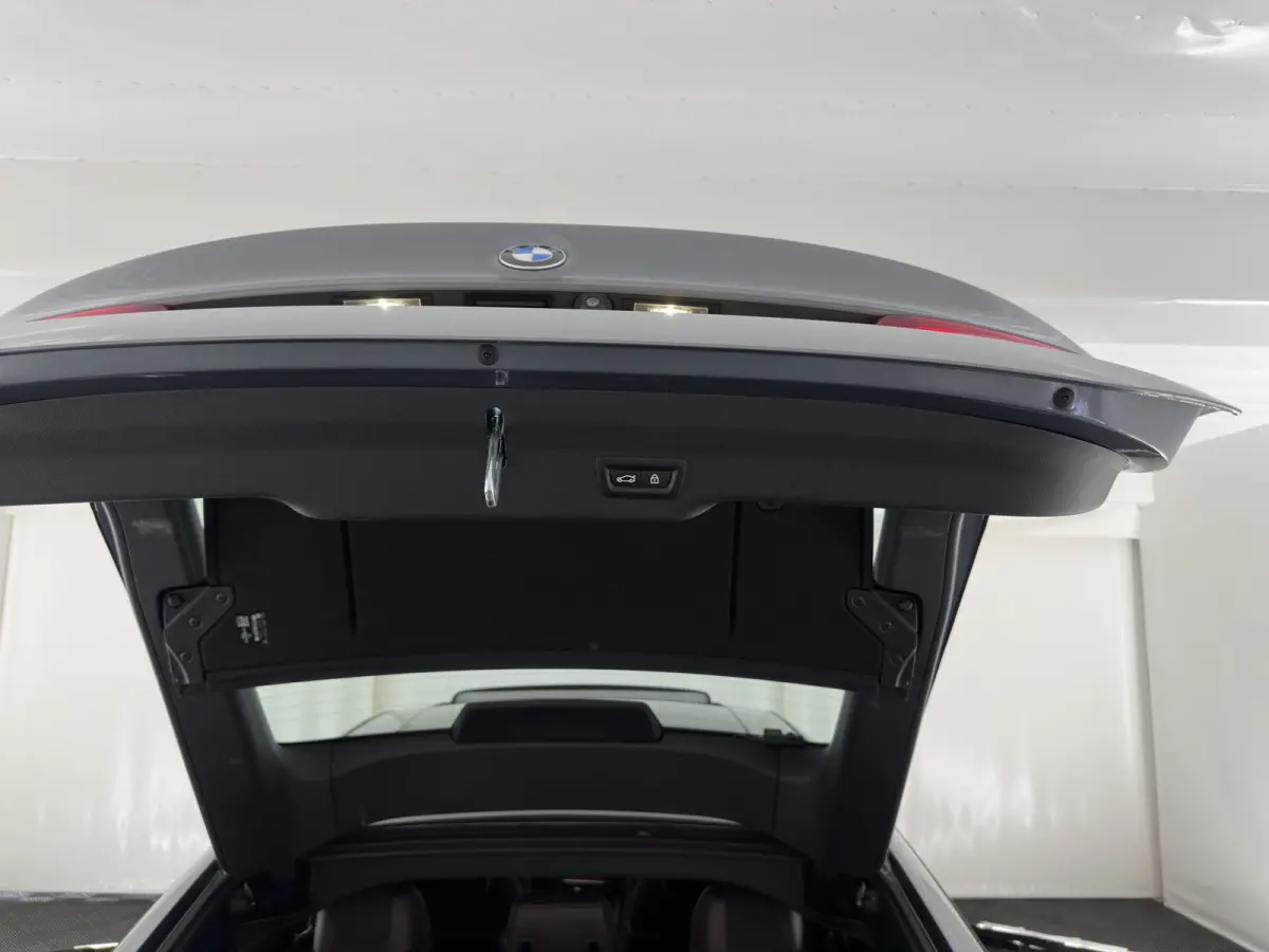 Gran Turismo 640i xDrive M-Sportpack High Executive Aut. *PANO | LEATHER | BOWERS&WILKINS | BLINDSPOT | MEMORY-PACK | NIGHTVISION | TOPVIEW | DIGI-COCKPIT | HEATED-COMFORTSEATS | HEAD-UP | A