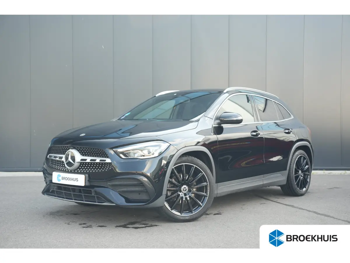 250 4MATIC 225pk AMG Line | Panoramadak | Trekhaak | Camera | Parkeersensoren V + A |