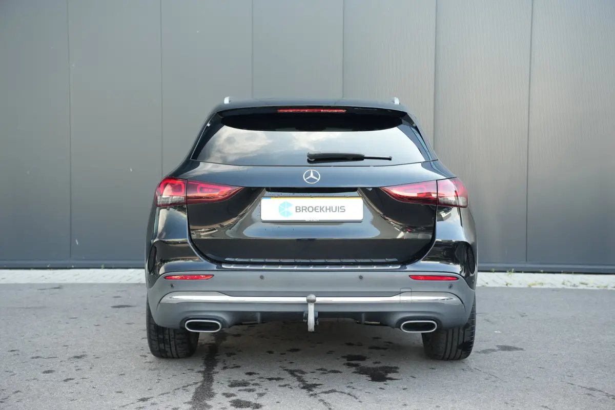 250 4MATIC 225pk AMG Line | Panoramadak | Trekhaak | Camera | Parkeersensoren V + A |