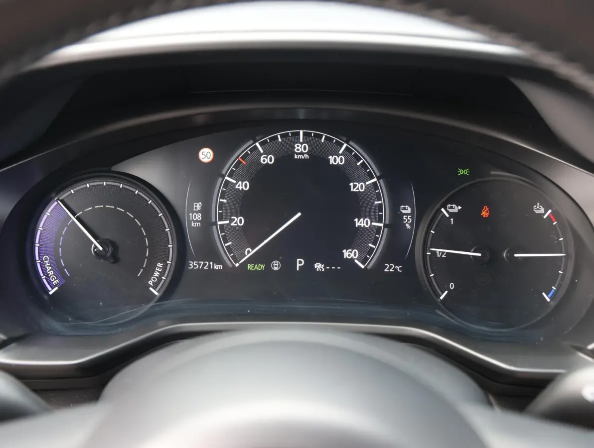 e-SkyActiv EV 145 Advantage 36 kWh Camera | ACCU 95% | Elektrisch verstelbare stoelen | LEER | Stoelverwarming | Navigatie | Climate Control Tweezeidig | Apple CarPlay & Android Auto