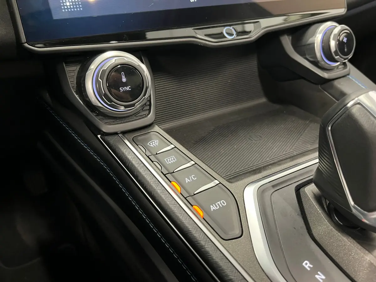 1.5 | Achteruitrijcamera | Panoramadak | Cruise control adaptief | BLIS |