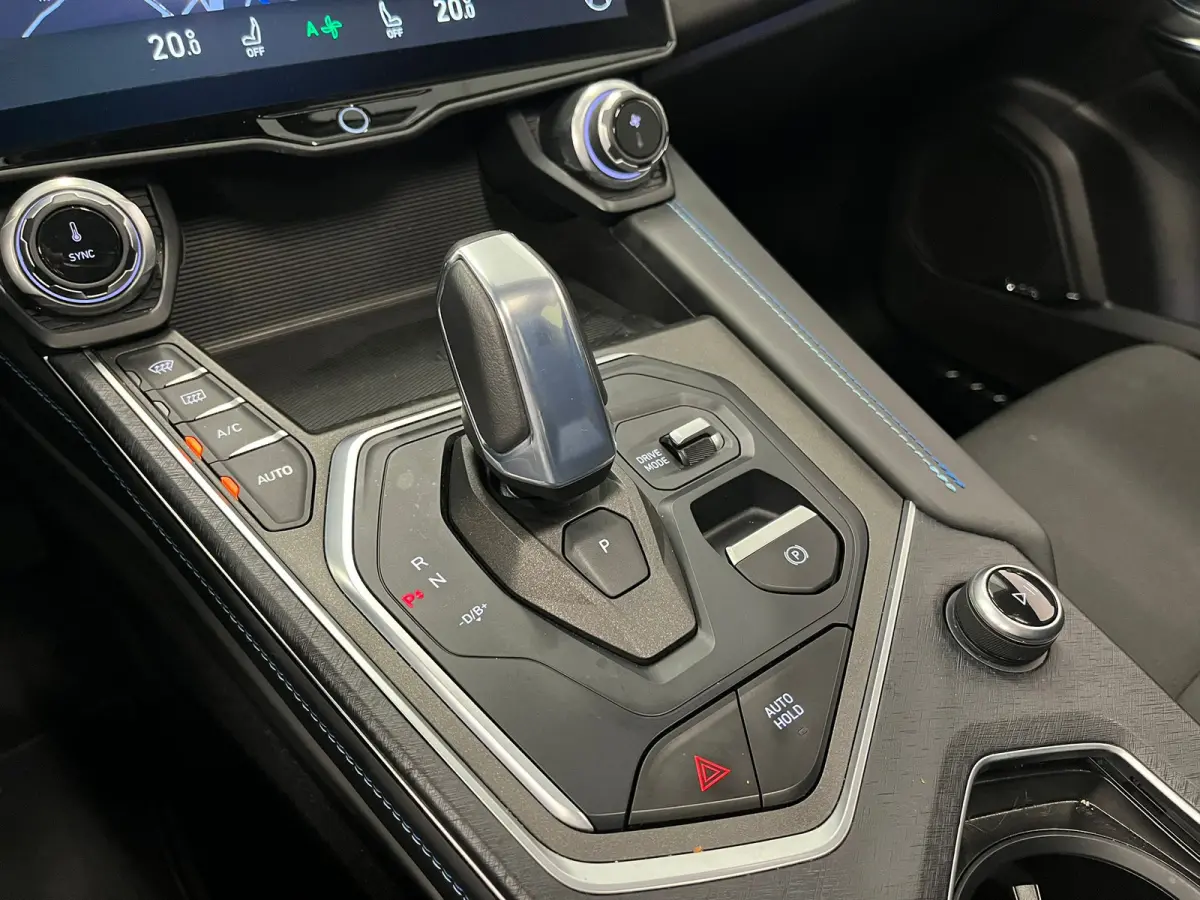 1.5 | Achteruitrijcamera | Panoramadak | Cruise control adaptief | BLIS |