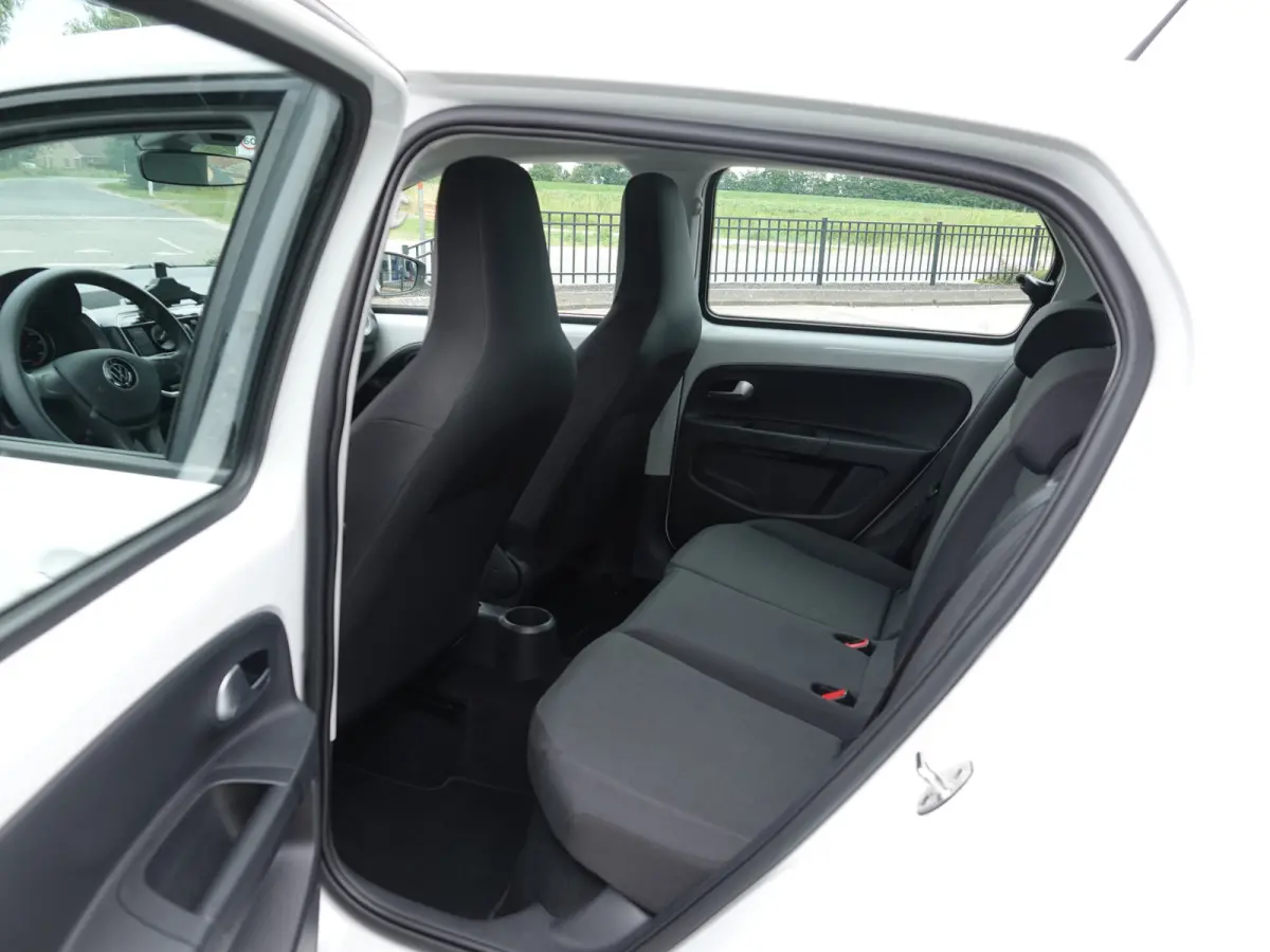 Up! 1.0 BMT 5-DRS | AIRCO | CRUISE | DAB | BT-TEL