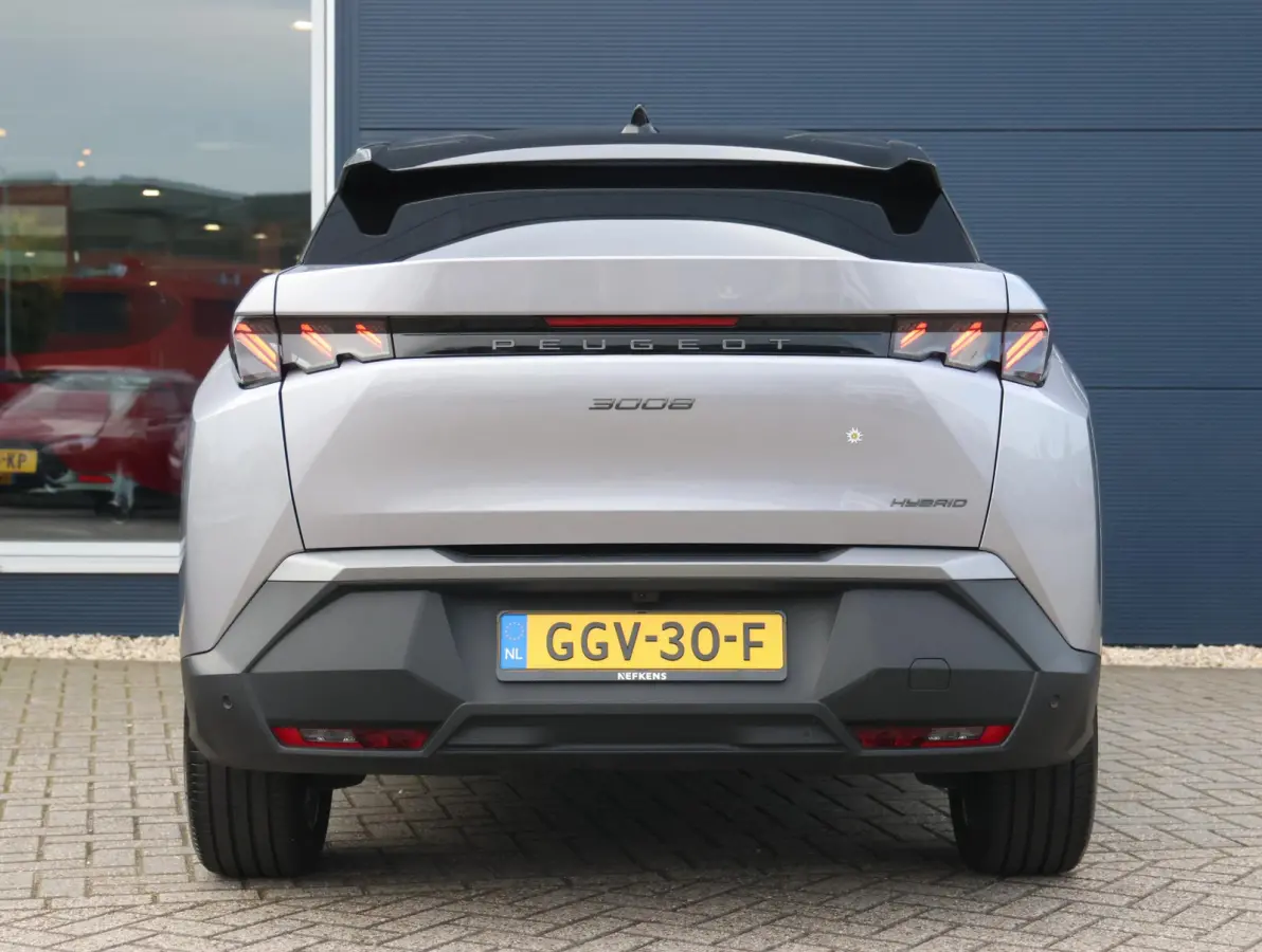 1.2 Hybrid 136 GT Automaat | Stoel-Stuurverwarming | Elektrische achterklep | Navigatie | 360 Camera | Apple Carplay & Android Auto
