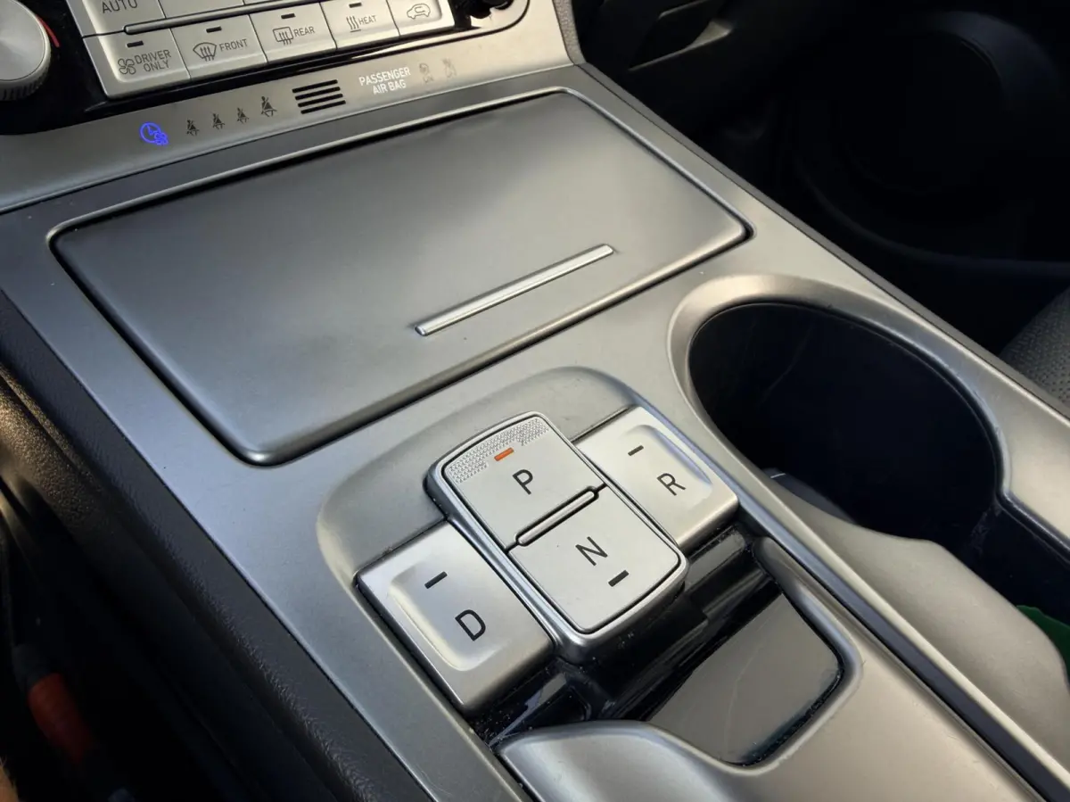 EV Premium 64 kWh Automaat|Carplay|Warmtepomp|Dealer OH|