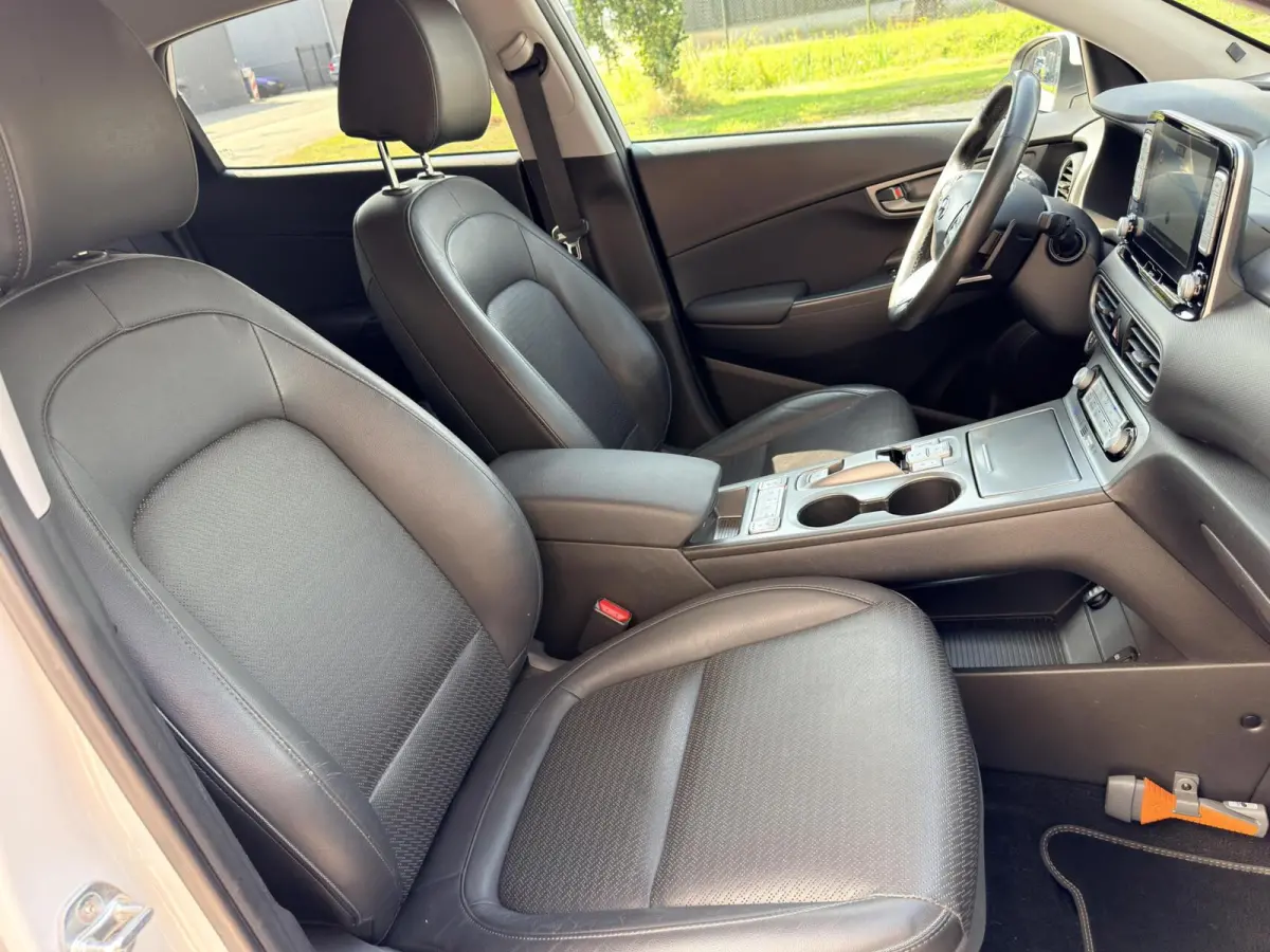 EV Premium 64 kWh Automaat|Carplay|Warmtepomp|Dealer OH|
