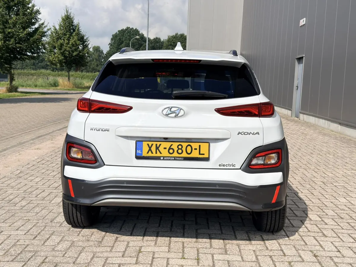 EV Premium 64 kWh Automaat|Carplay|Warmtepomp|Dealer OH|