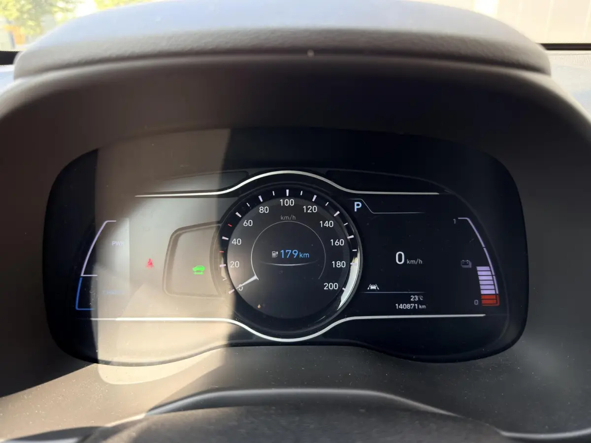 EV Premium 64 kWh Automaat|Carplay|Warmtepomp|Dealer OH|