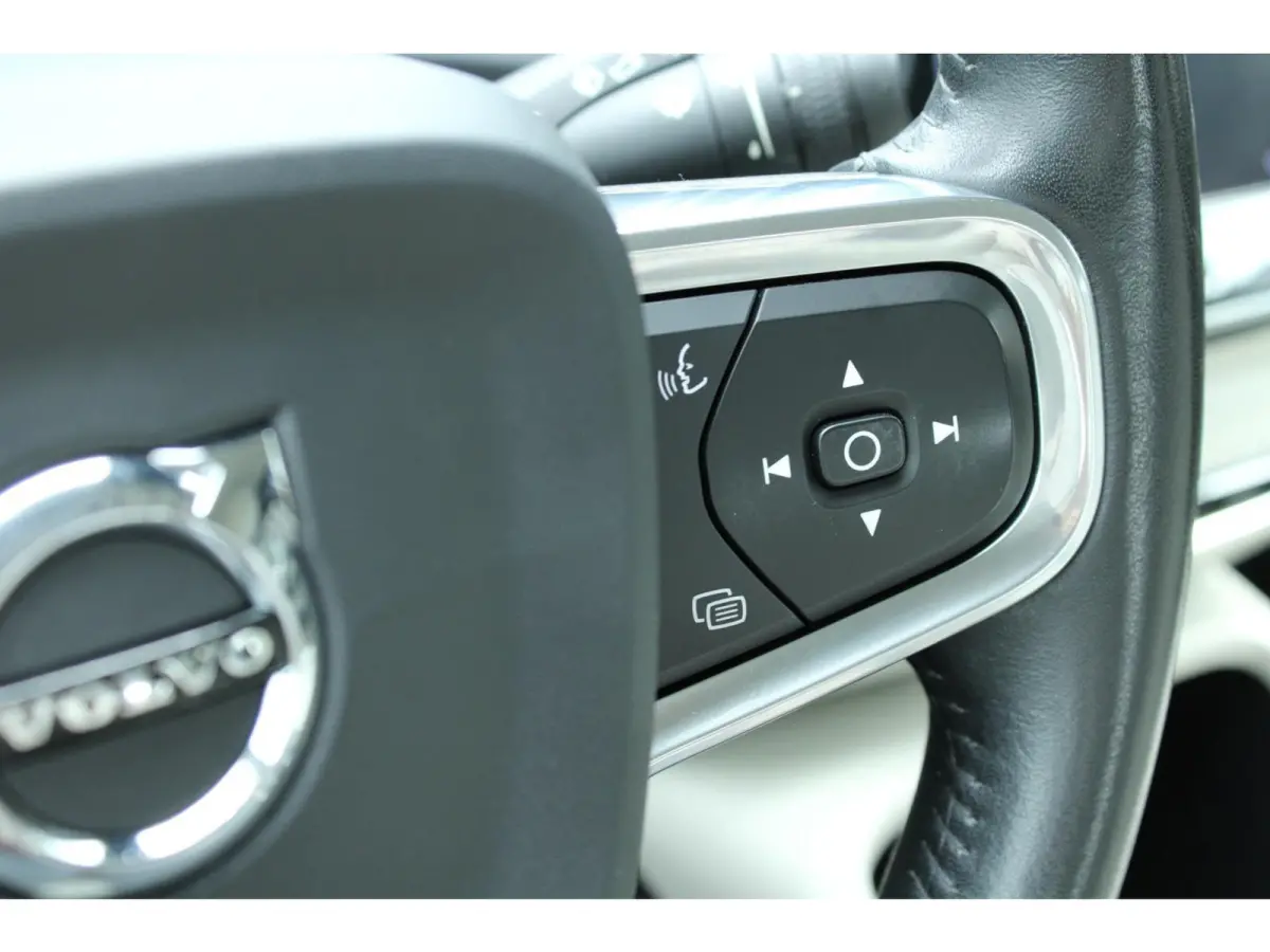 1.5 T3 Inscription | Stoel + Stuurwielverwarming | Harman & Kardon |  Parkeercamera |