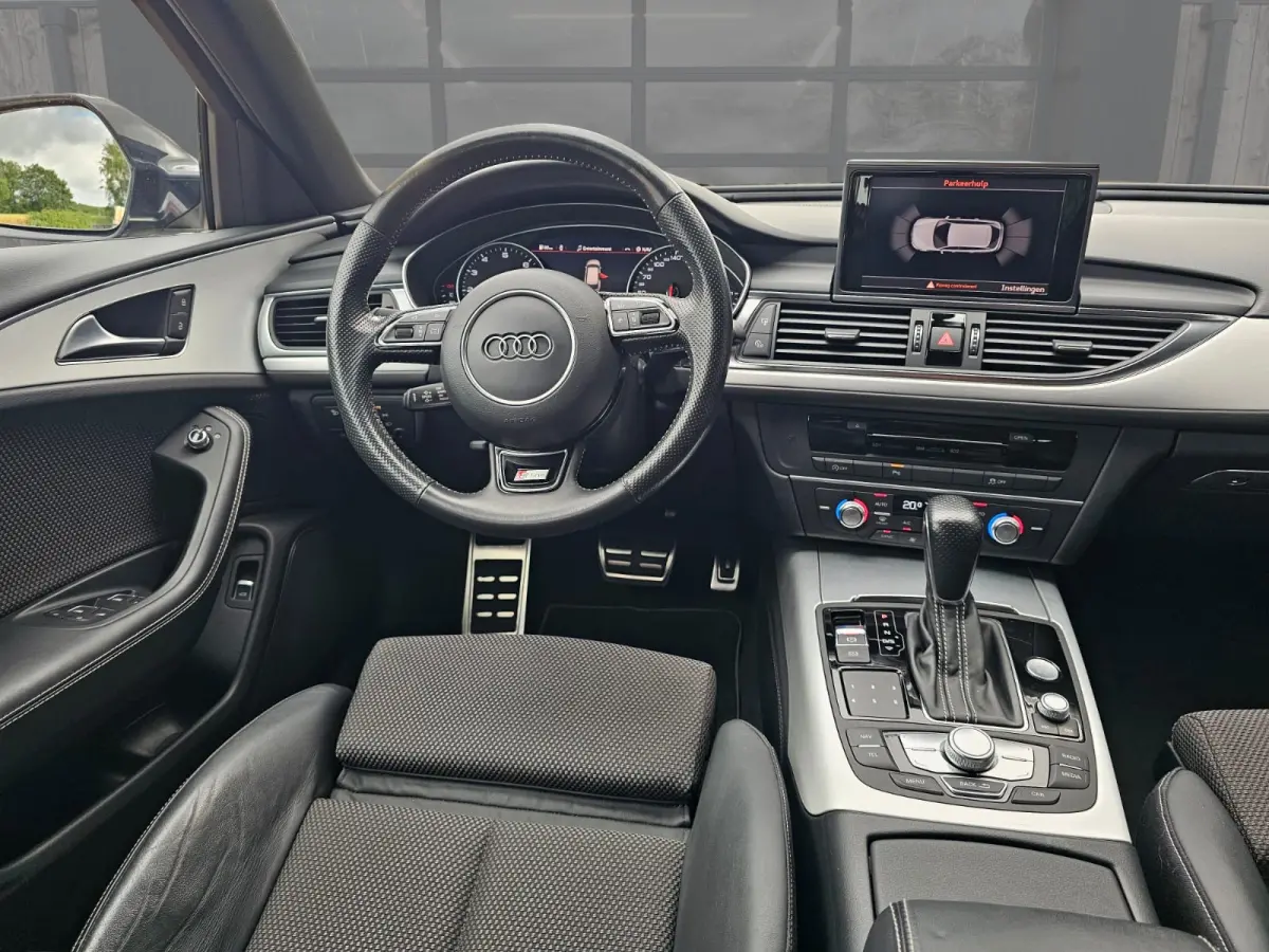 1.8 TFSI Ultra Advance Sport | Automaat | S-line | Navi | Elek. achterklep | Keyless | Sportstoelen | PDC voor + achter | Zwarte hemel |