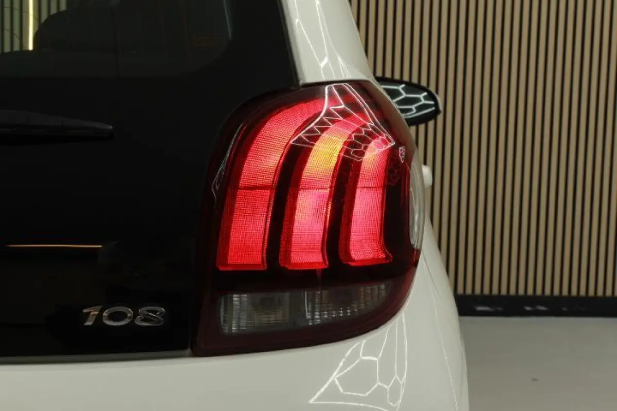1.0 e-VTi Active |Carplay |Airco |LED |NAP!