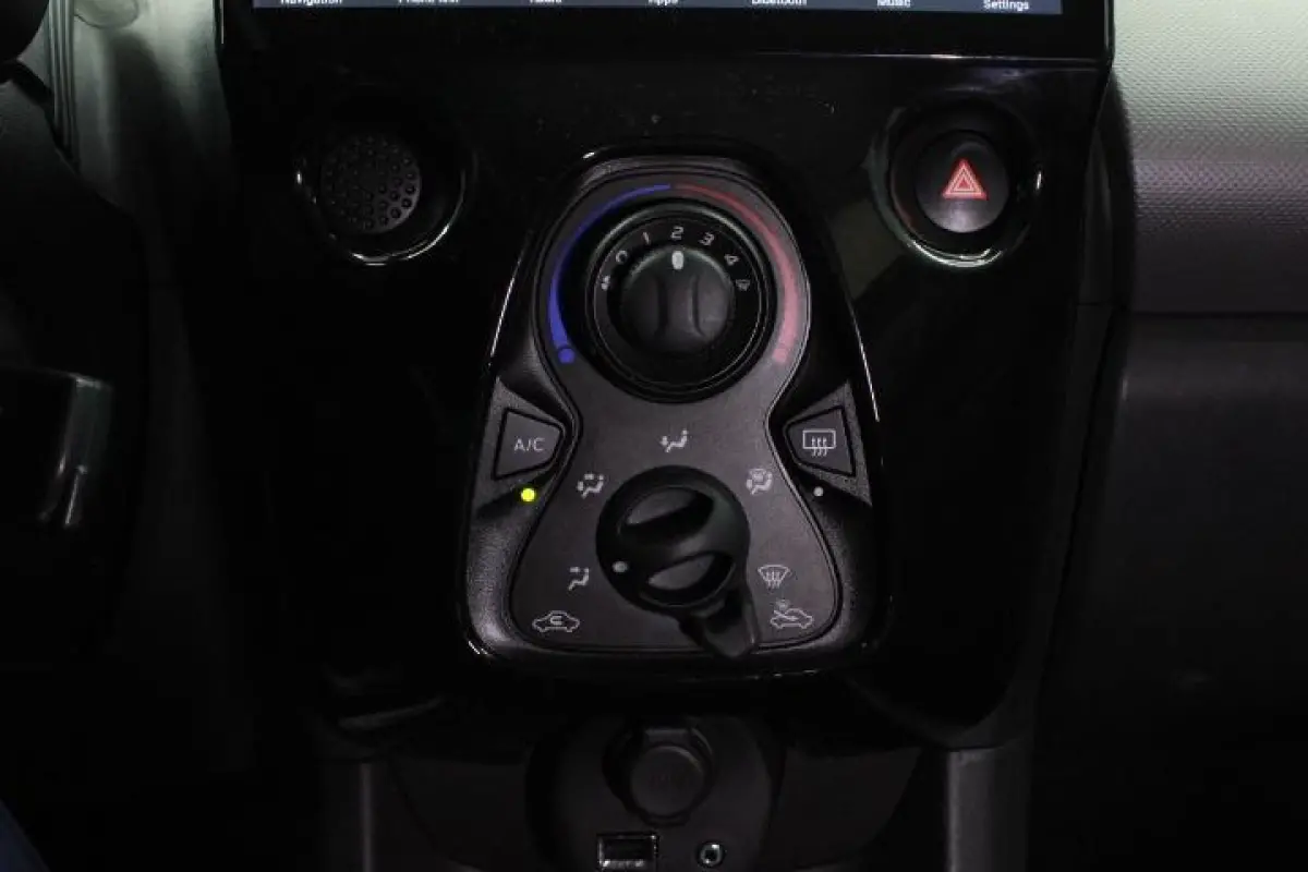 1.0 e-VTi Active |Carplay |Airco |LED |NAP!