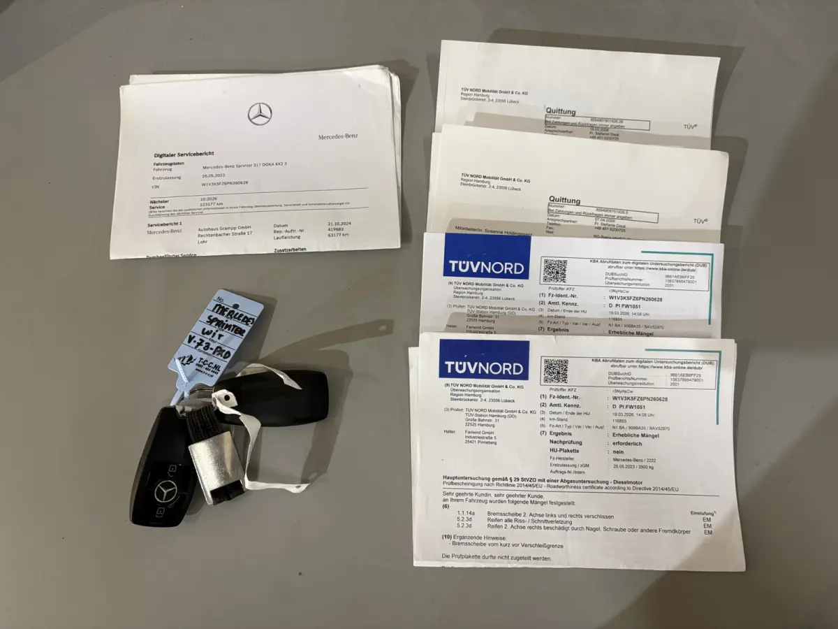 317 CDI L2 RWD DC Open Laadbak met Huif en schuifzeilen / Airco / Cruise / Mbux / Trekhaak