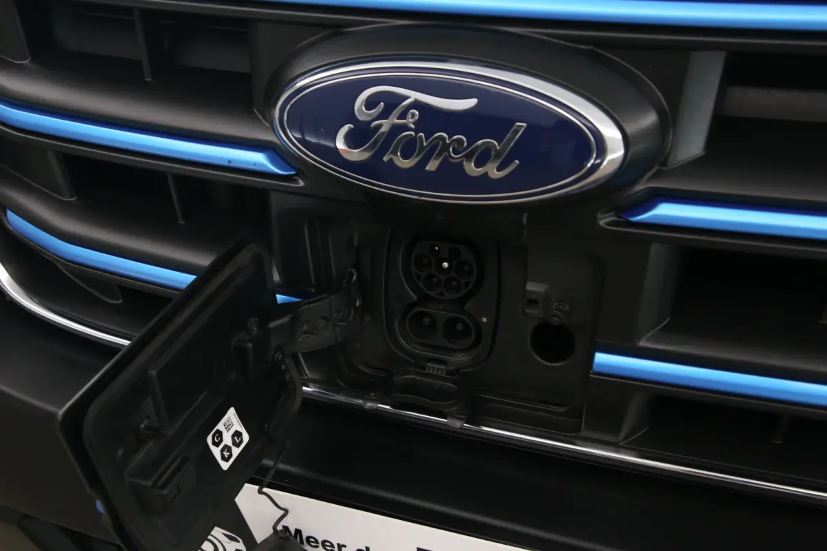L3H3 68 kWh 184PK | Snelladen | SOH 95% | Clima | Camera | Cruise | 3 Zits | Carplay