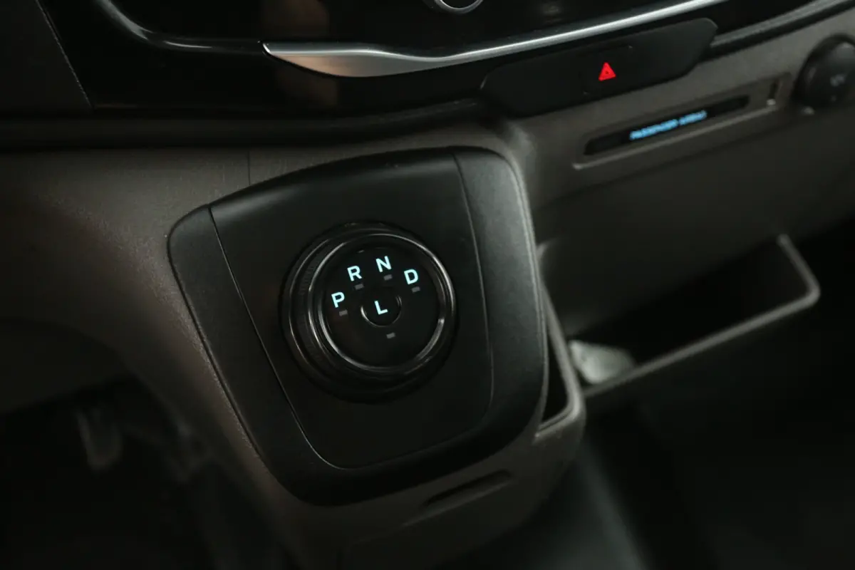 L3H3 68 kWh 184PK | Snelladen | SOH 95% | Clima | Camera | Cruise | 3 Zits | Carplay