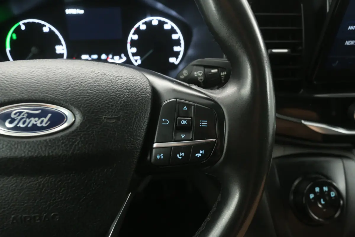 L3H3 68 kWh 184PK | Snelladen | SOH 95% | Clima | Camera | Cruise | 3 Zits | Carplay