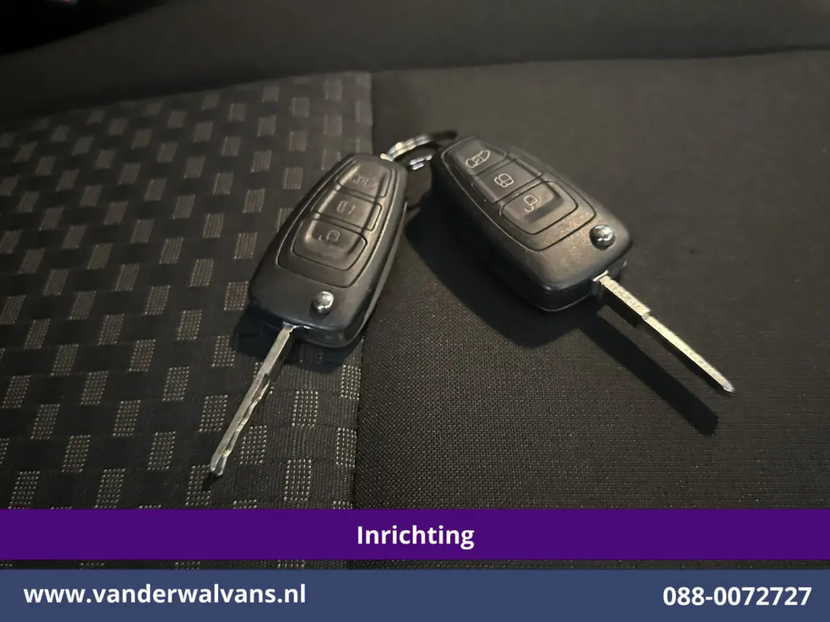 2.0 TDCI 130pk L2H1 inrichting Euro6 Airco | Camera | Apple Carplay | LED | Cruisecontrol Android Auto, Stoelverwarming, Verwarmde voorruit, Parkeersensoren, Bijrijdersbank, 2800kg trekvermo