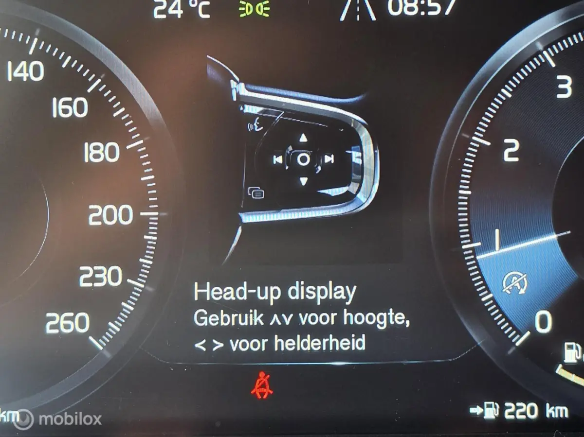 2.0 T6 AWD INSCRIPTION LUCHT B&W ACC HUD PANO TREKHAAK