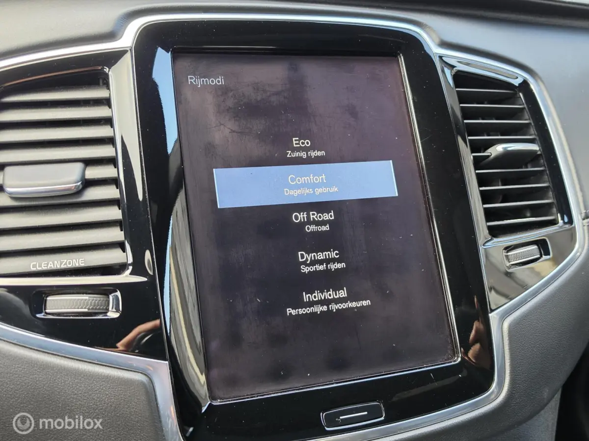 2.0 T6 AWD INSCRIPTION LUCHT B&W ACC HUD PANO TREKHAAK