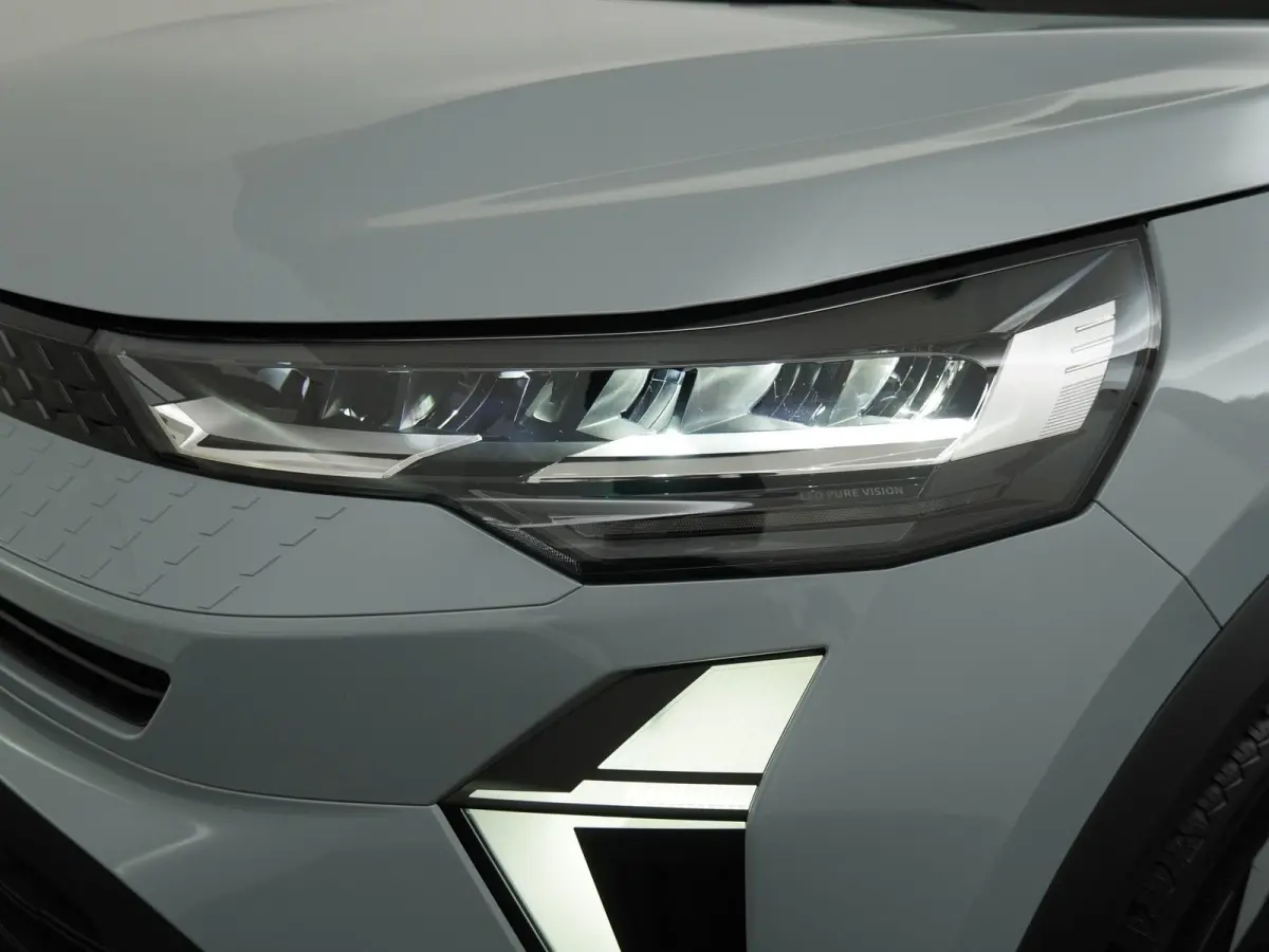 techno TCe 115 | Pack advanced driving assist | Pack Winter | All-seasonbanden |