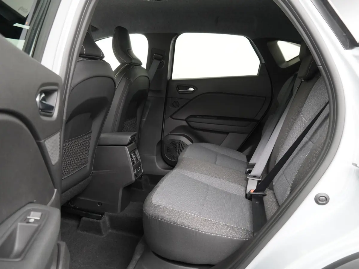 techno TCe 115 | Pack advanced driving assist | Pack Winter | All-seasonbanden |