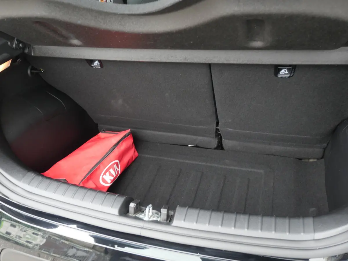 1.0 MPi ComfortPlusLine | Airco | Camera | Carplay |