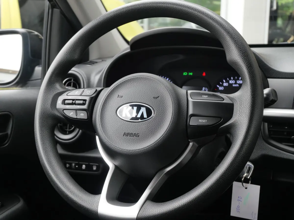 1.0 MPi ComfortPlusLine | Airco | Camera | Carplay |