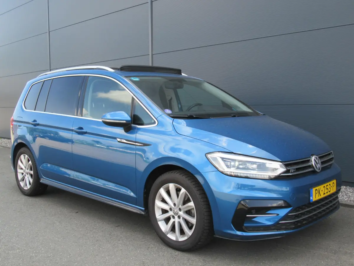 1.4 TSI Highline Business R | Automaat | Panoramadak | Trekhaak | Apple carplay