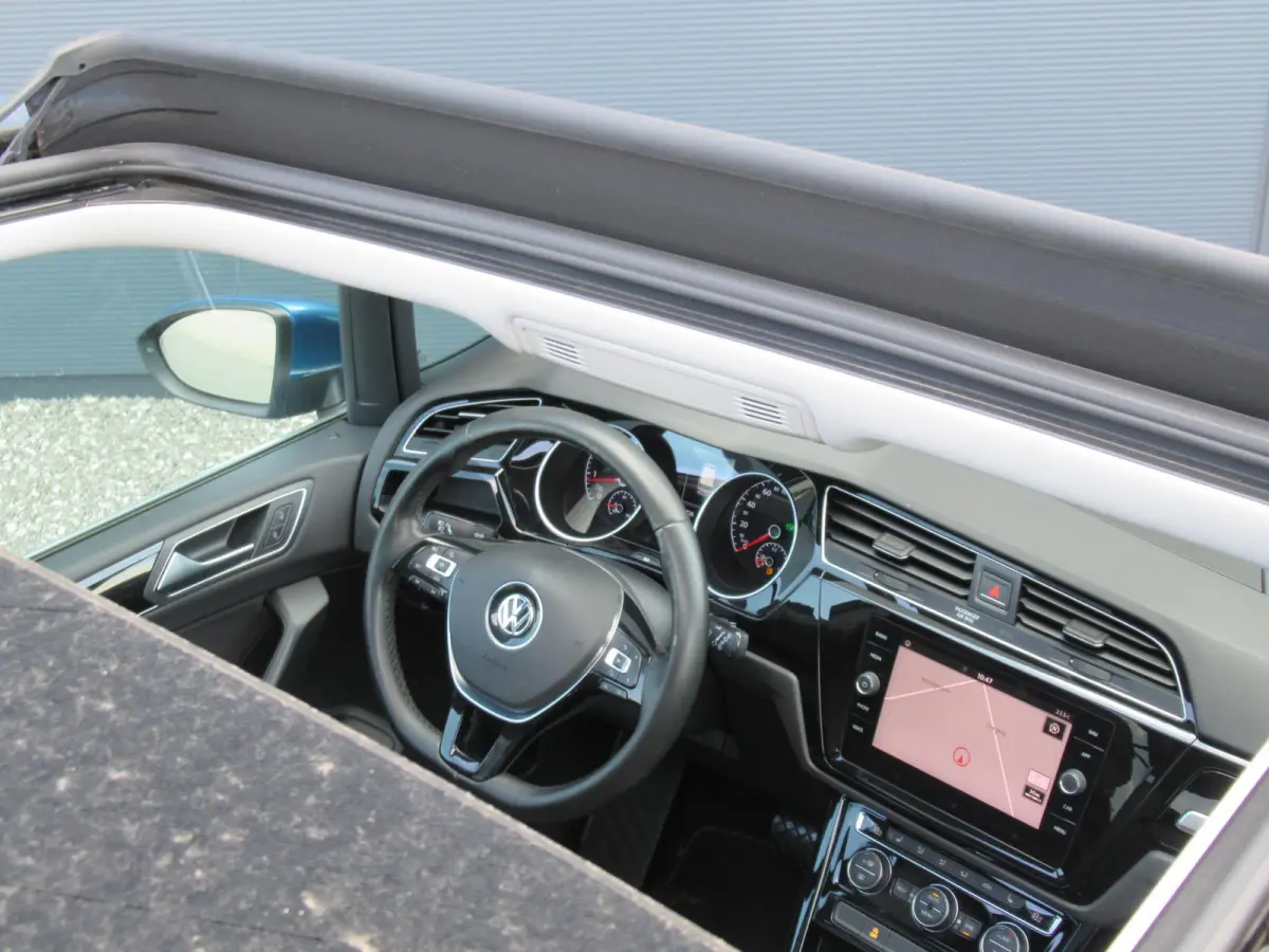 1.4 TSI Highline Business R | Automaat | Panoramadak | Trekhaak | Apple carplay
