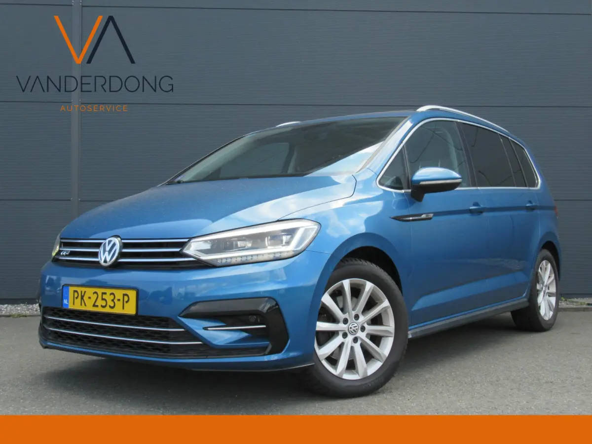 1.4 TSI Highline Business R | Automaat | Panoramadak | Trekhaak | Apple carplay