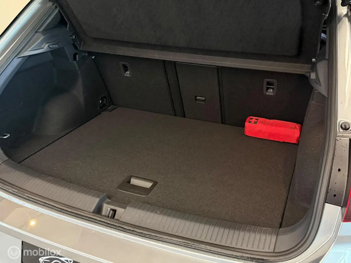 1.5 TSI 3X R-Line Panorama/Keyless/Black Style/