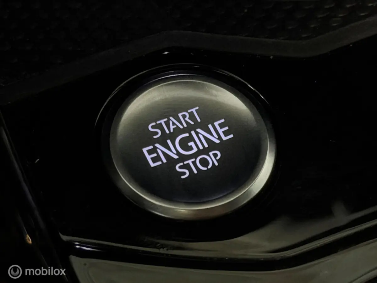 1.5 TSI 3X R-Line Panorama/Keyless/Black Style/