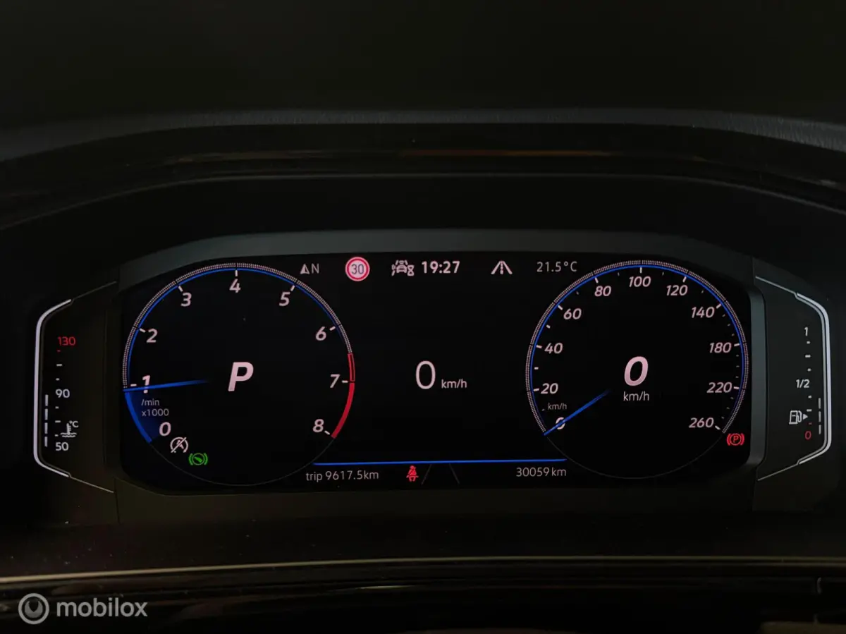 1.5 TSI 3X R-Line Panorama/Keyless/Black Style/