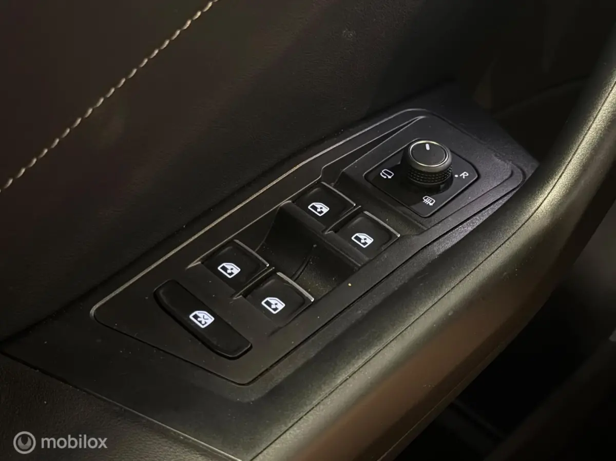 1.5 TSI 3X R-Line Panorama/Keyless/Black Style/