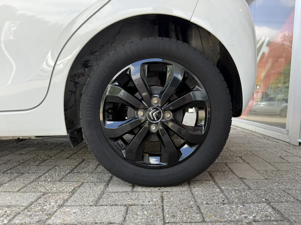 1.0 VTi Shine / Leder / Camera / Cruise Control / Stoelverwarming /