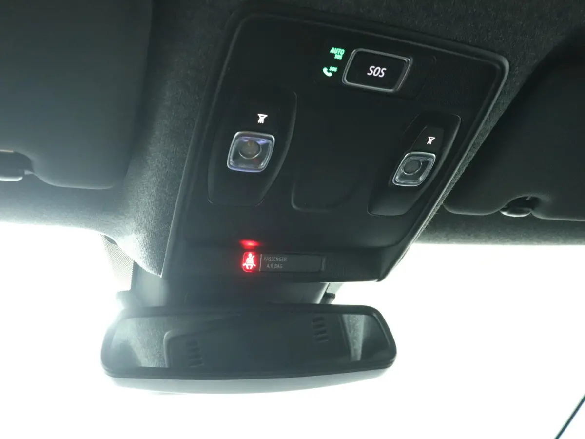 techno TCe 115 | Pack winter | Pack advanced driving assist | Pack light & sound |