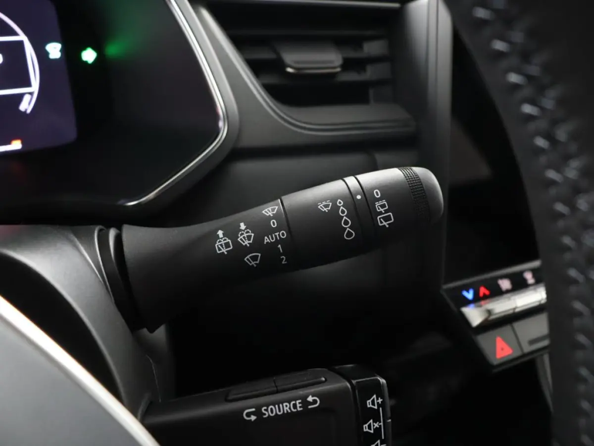 techno TCe 115 | Pack advanced driving assist | Pack winter | All-seasonbanden |