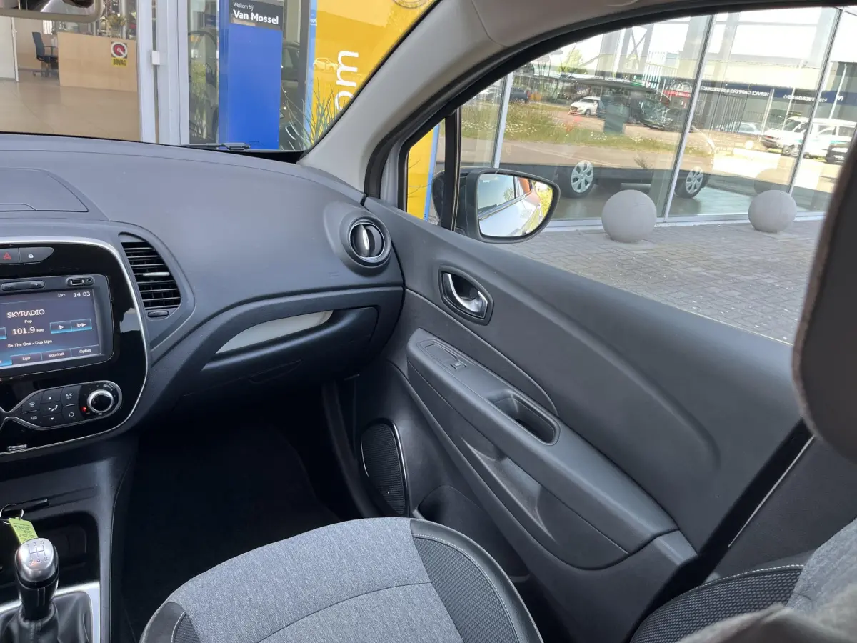 0.9 TCe Bose | Climate Control | Cruise Control | Trekhaak | Achteruitrijcamera | Navigatie |