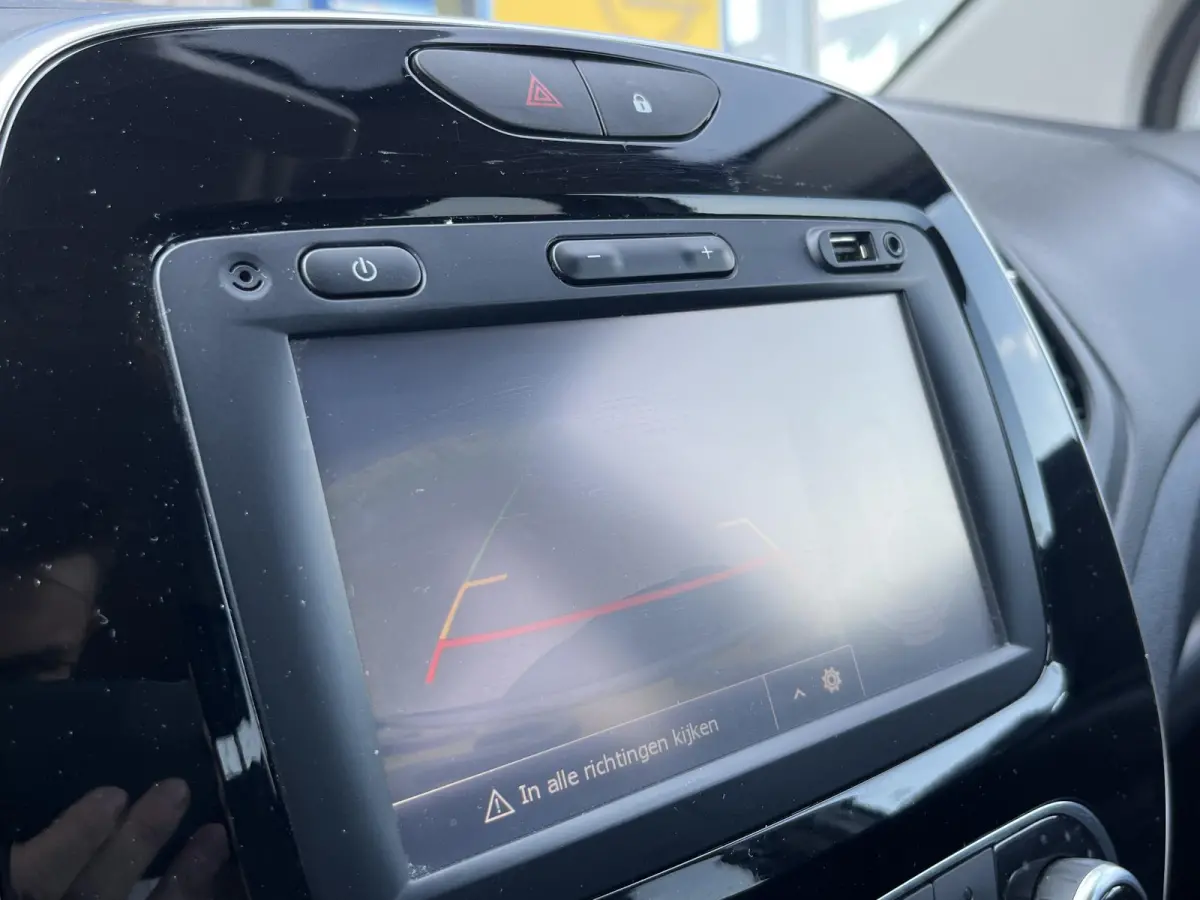 0.9 TCe Bose | Climate Control | Cruise Control | Trekhaak | Achteruitrijcamera | Navigatie |