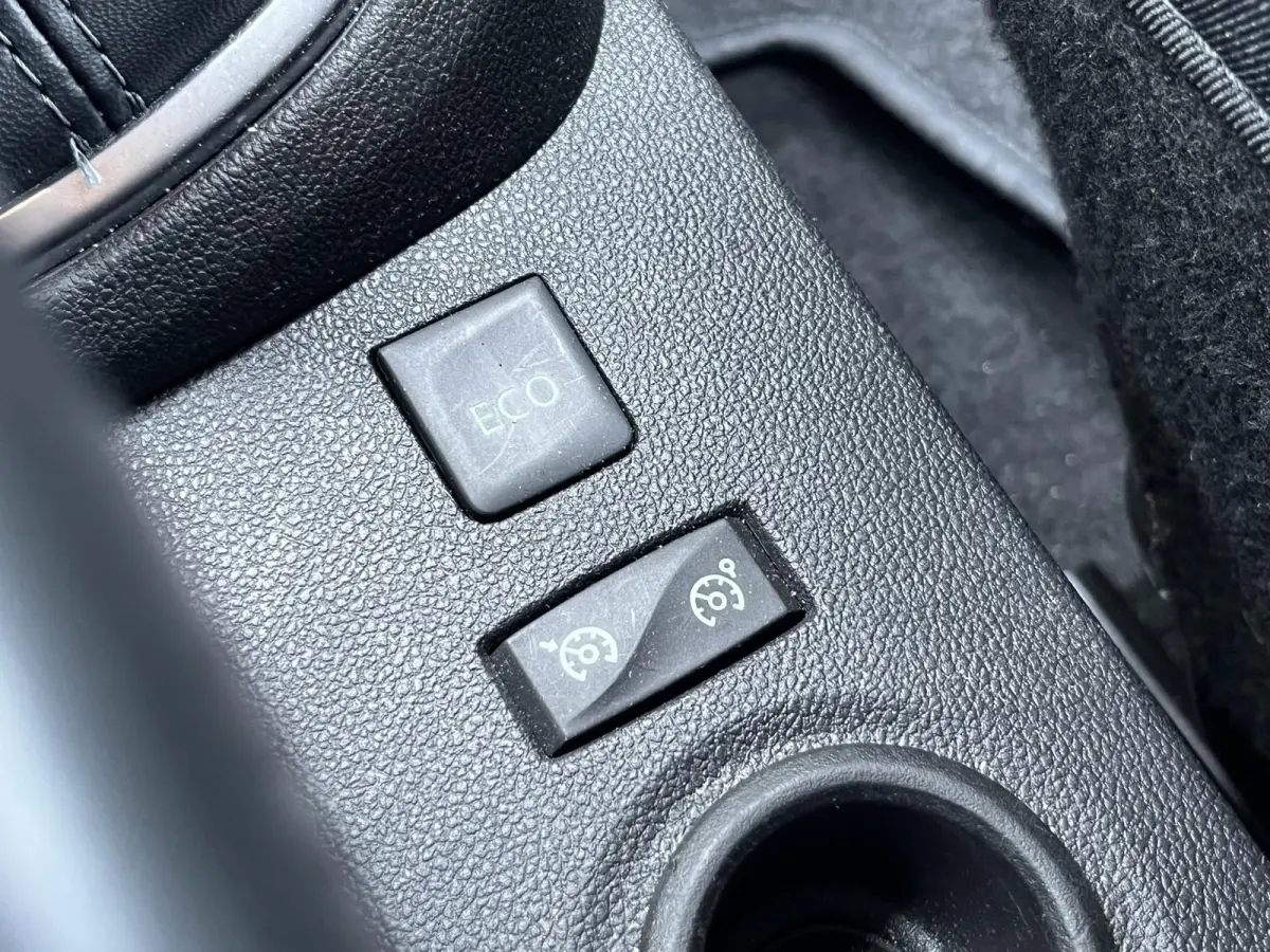 0.9 TCe Bose | Climate Control | Cruise Control | Trekhaak | Achteruitrijcamera | Navigatie |
