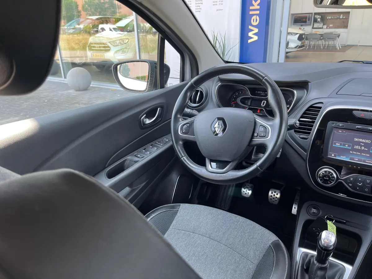 0.9 TCe Bose | Climate Control | Cruise Control | Trekhaak | Achteruitrijcamera | Navigatie |