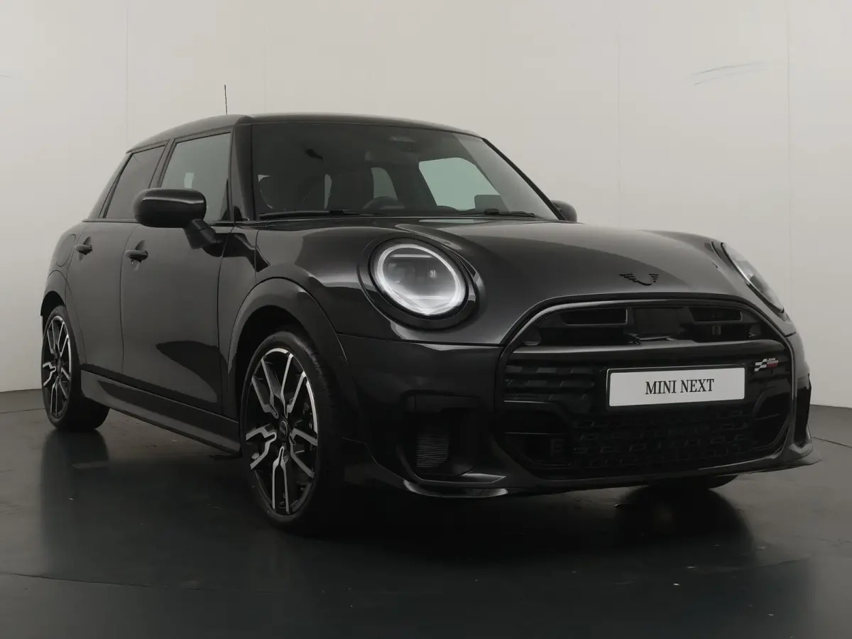 Cooper C John Cooper Works| Pakket-M | Panoramadak | Harman/Kardon | Head-Up Display | Stoelverwarming |