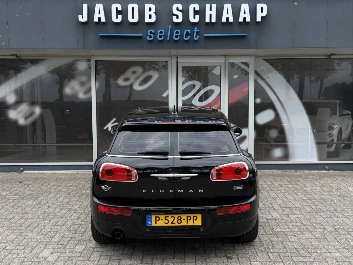 1.5 One / Automaat / Stoelverwarming / 17'' LM / Sensoren achter /