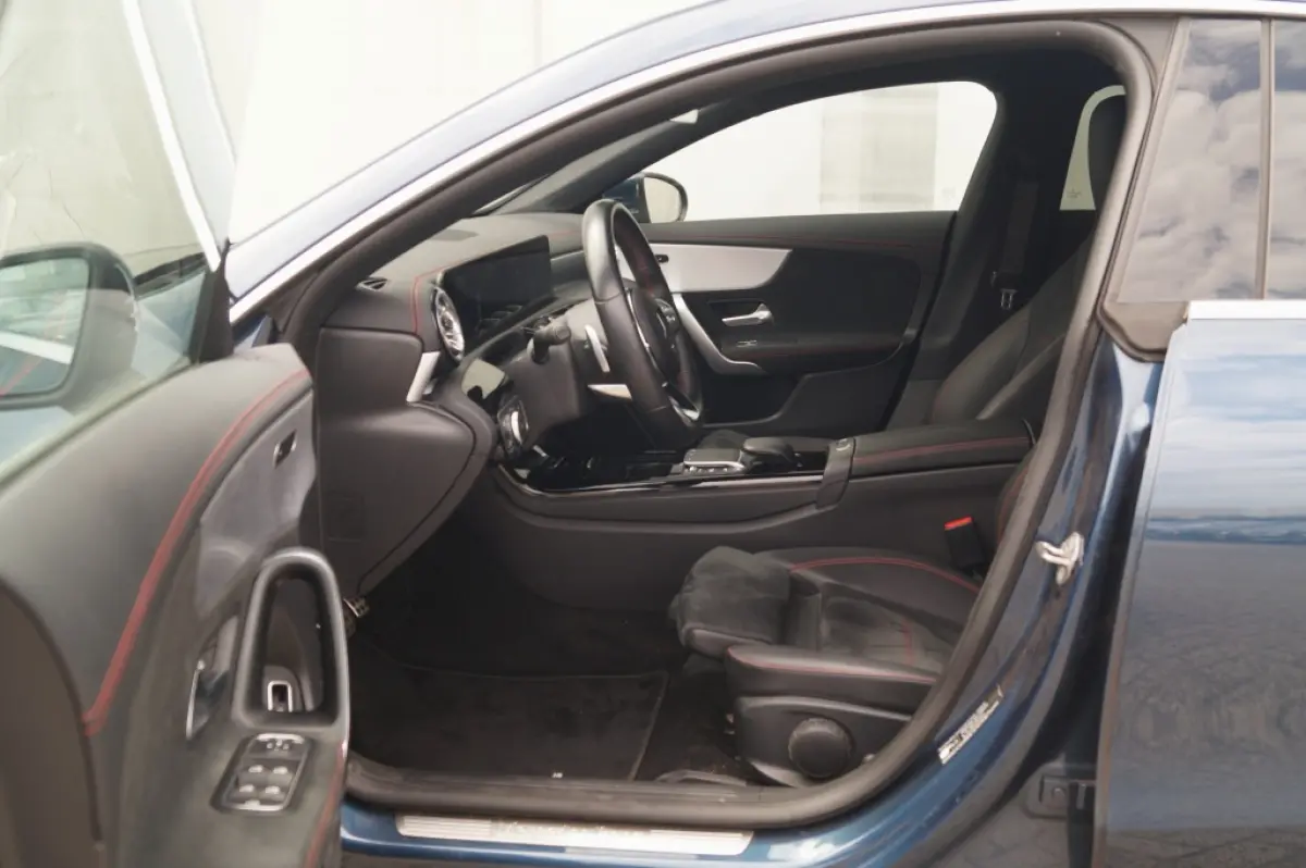 200 163pk Automaat AMG Business Solution -LED-ECC-