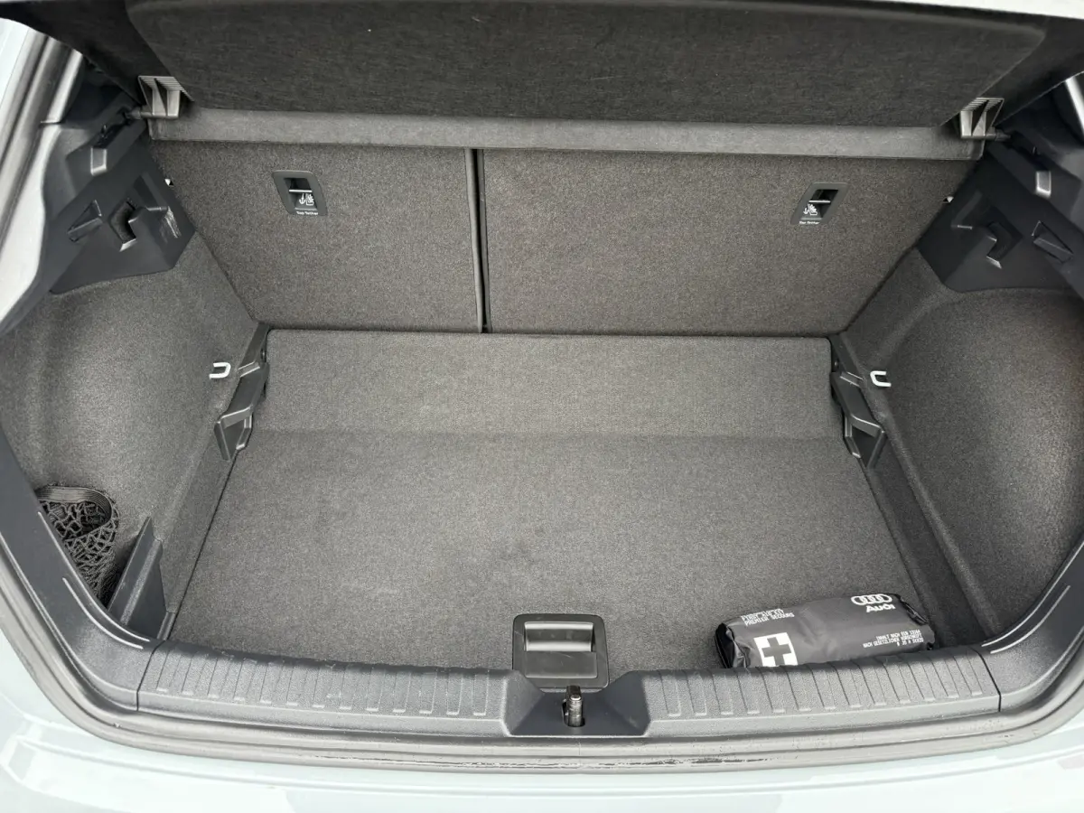 citycarver 30 TFSI S-LINE B&O/Virt Cock/Apple