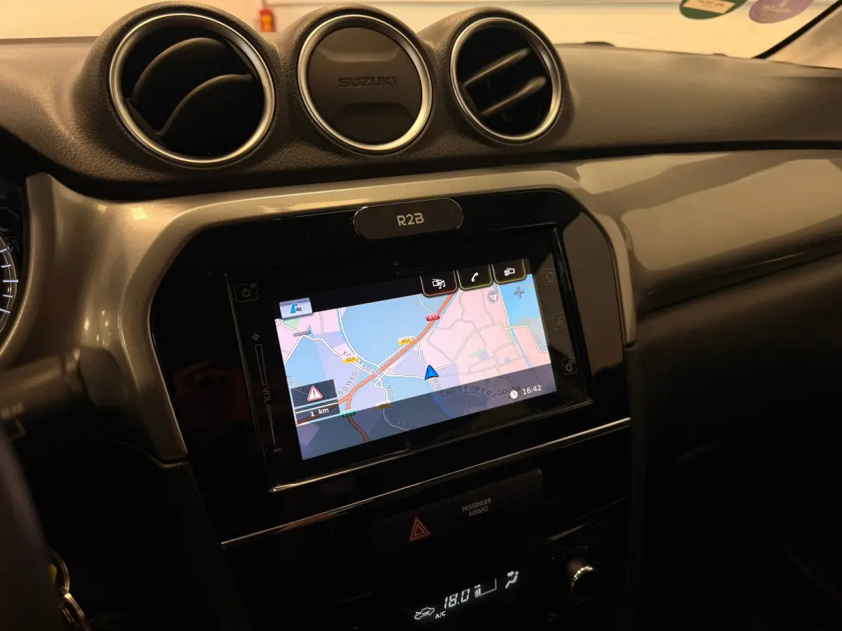 1.6i Rhino Automaat Camera Navi Trekhaak Mooi!
