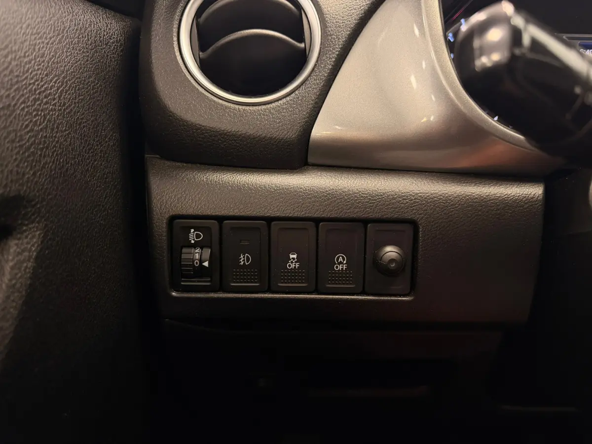 1.6i Rhino Automaat Camera Navi Trekhaak Mooi!