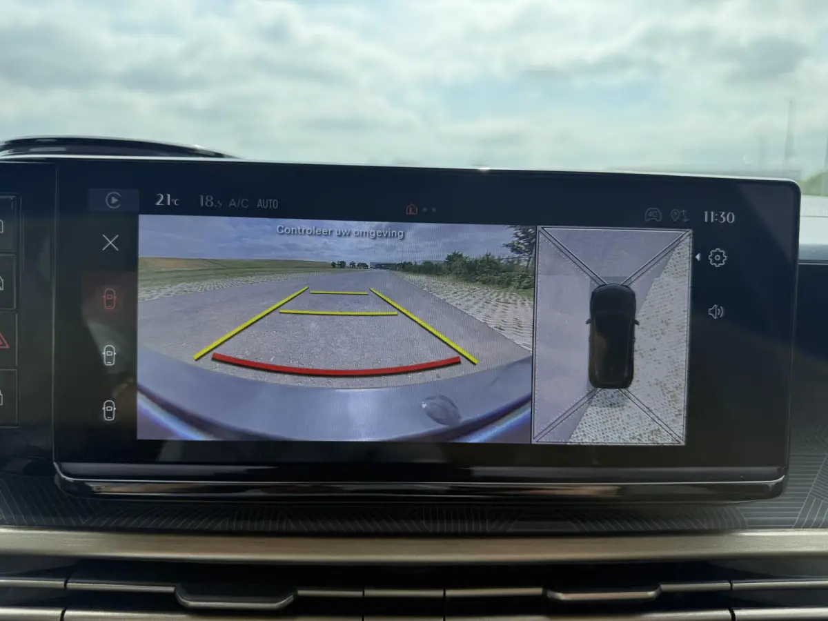 54 kWh | Demo | Voor + Achter Parkeercamera | Adaptive Cruisecontrol | S.A.L.A. Pro Met Navi |